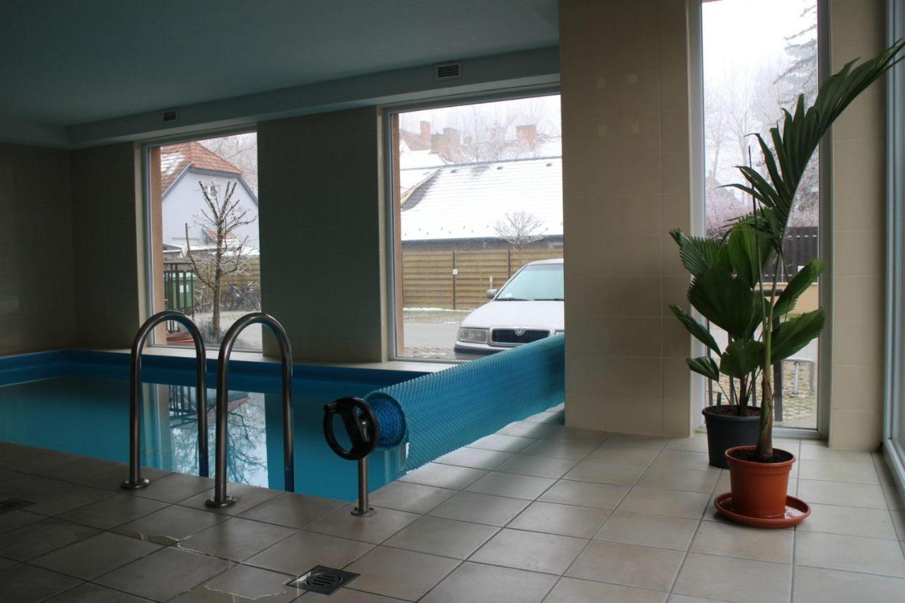 Bamboo Wellness Apartment Siófok Eksteriør billede