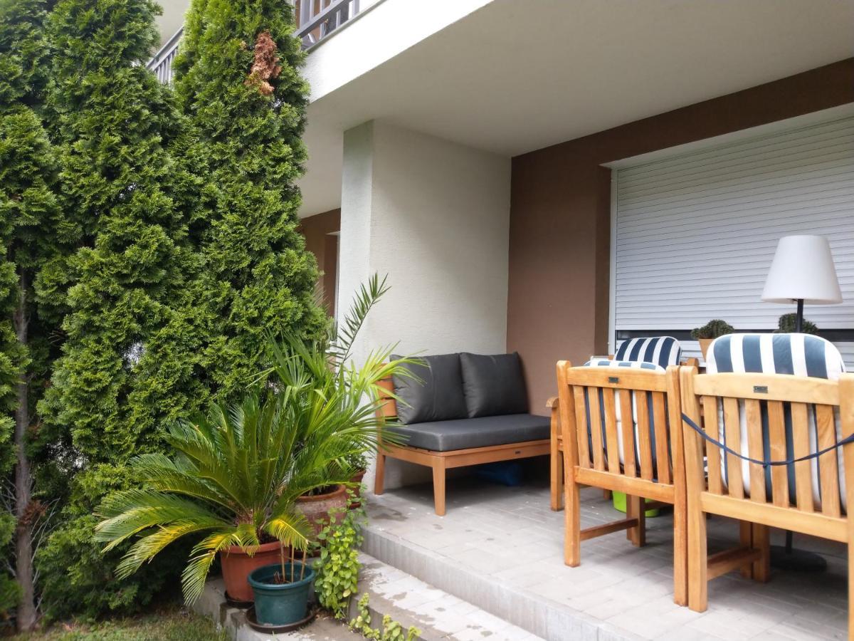 Bamboo Wellness Apartment Siófok Eksteriør billede