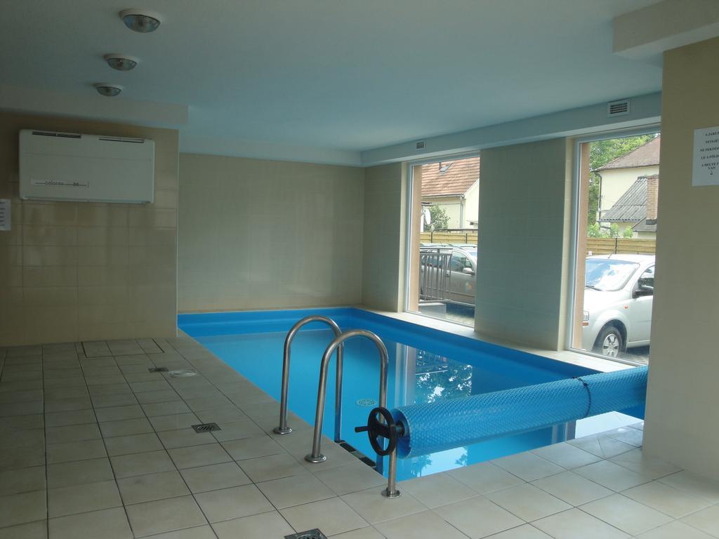 Bamboo Wellness Apartment Siófok Værelse billede